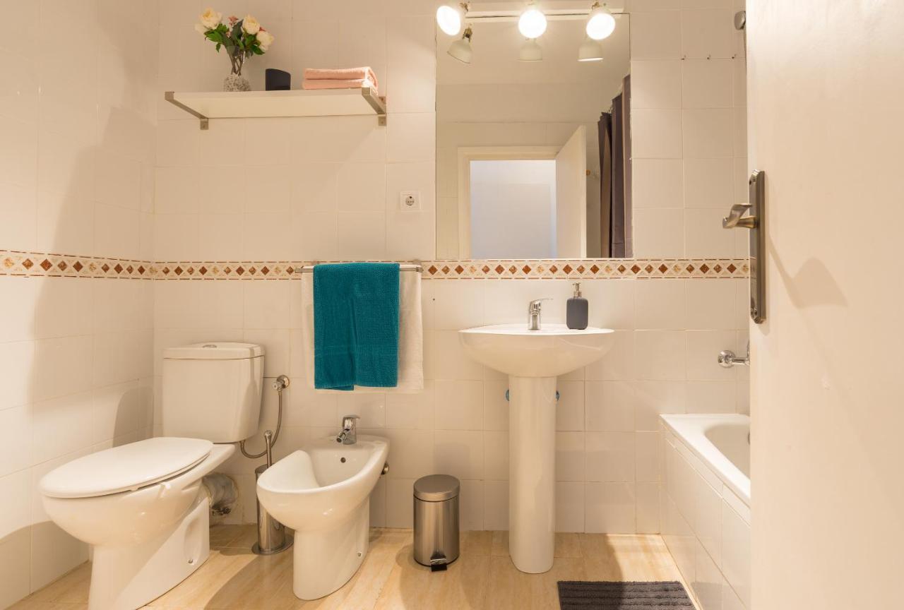 Soho Centro Terrace 2 Rooms Young People Only Malaga Bagian luar foto